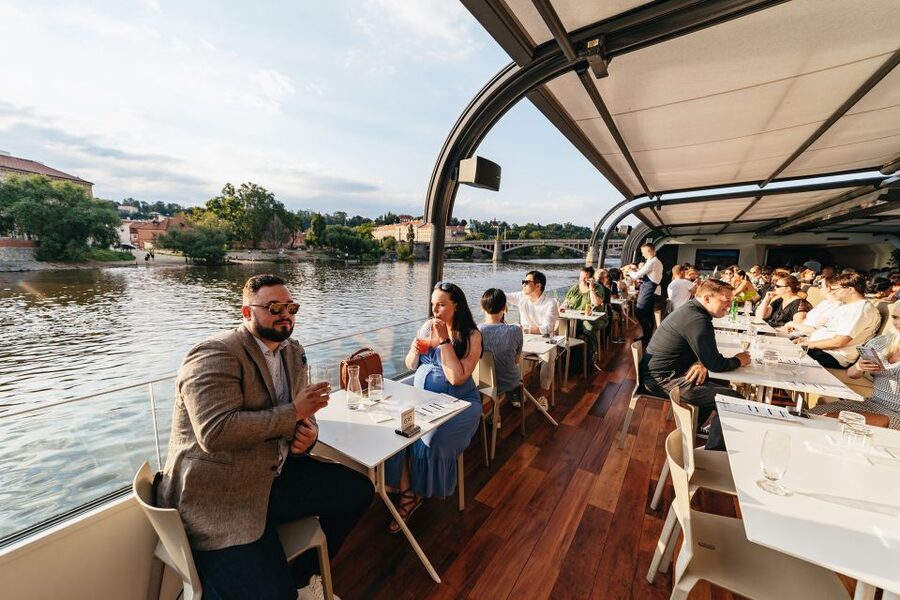 Prague: Sightseeing Dinner Cruise on Open-Top Glass Boat - The Dancing House, Vyšehrad, and the changing city