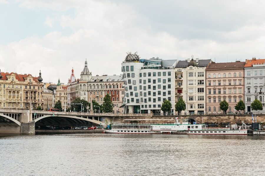 Prague: Vltava River Lunch Cruise in an Open-Top Glass Boat - The Dancing House and the southern river route