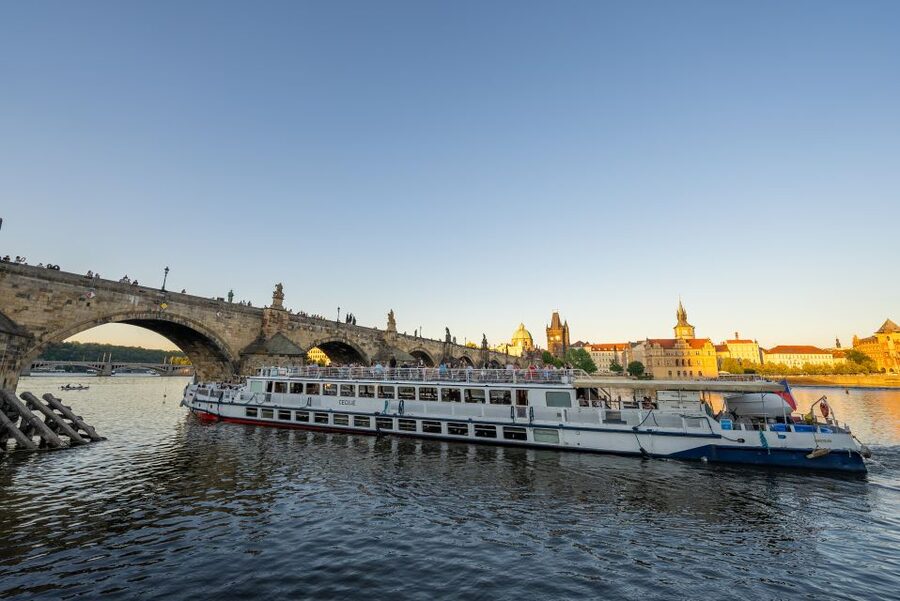 Prague: Vltava River Sightseeing Cruise - Passing through the Smíchov water lock