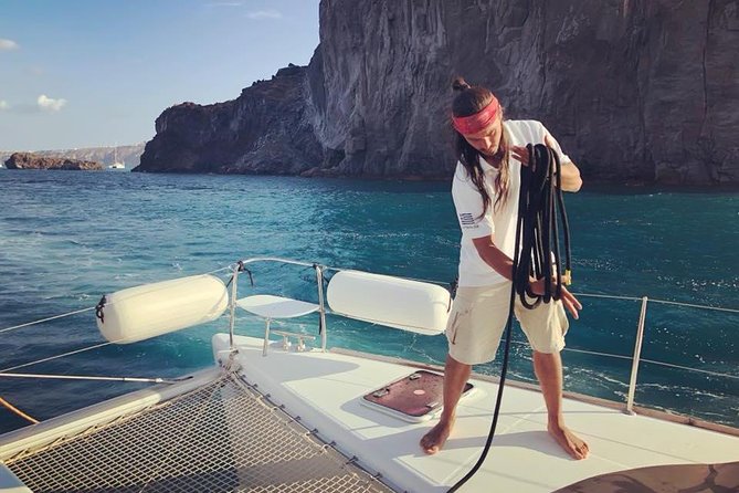 Premium Small-Group Catamaran Cruise with BBQ, Open Bar, Transfer - Palea Kameni and the not-so-hot hot springs