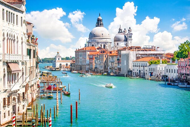 Private 3 hrs Venice Tour: St Mark's, Walking tour & Boat tour - What the walking portion does well