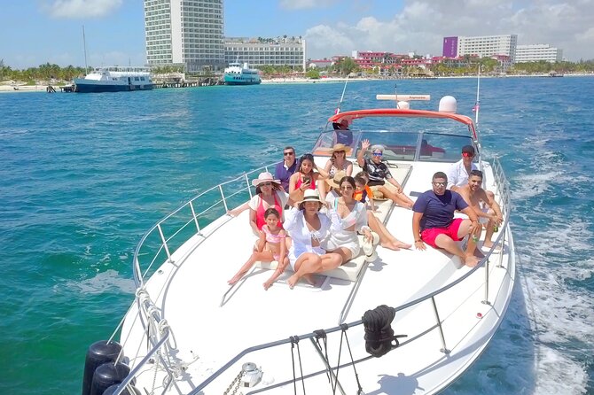 Private Luxury Yacht 55FT Rental in Cancun - Playa Norte and the Isla Mujeres coast