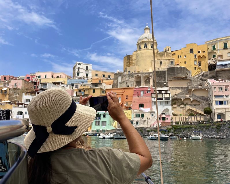 Procida: Boat Tour with Swimming Stops and Underwater Photos - Vivara Island and the Punta Pioppeto Lighthouse