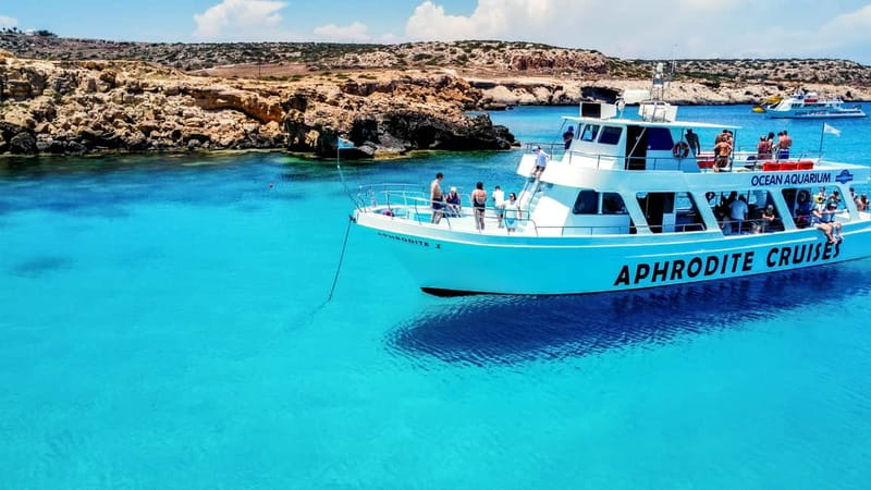 Protaras: Turtle Cove & Blue Lagoon Cruise - Food, drinks, and comfort on board