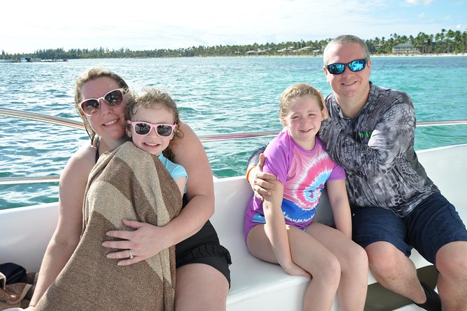 Punta Cana Combo Tour: Snorkeling, Catamaran Cruise & Parasailing - Snorkeling Near Bavaro Beach