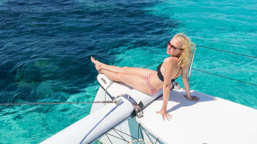 Punta Cana: Saona Island Catamaran Tour with Food & Open Bar - Speedboat excitement or catamaran rhythm