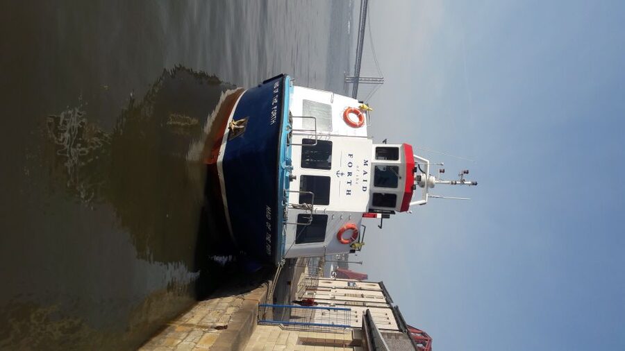 Queensferry: Maid of the Forth 1.5-Hour Sightseeing Cruise - Inchcolm Island: cruise past it or spend time ashore