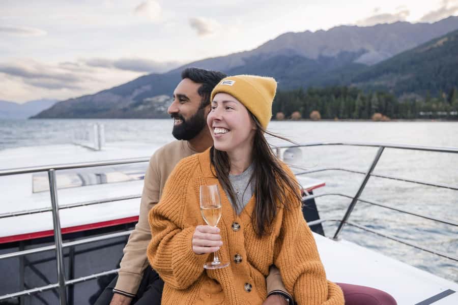 Queenstown: Lake Wakatipu Scenic Cruise - Timing, cancellation, and access details