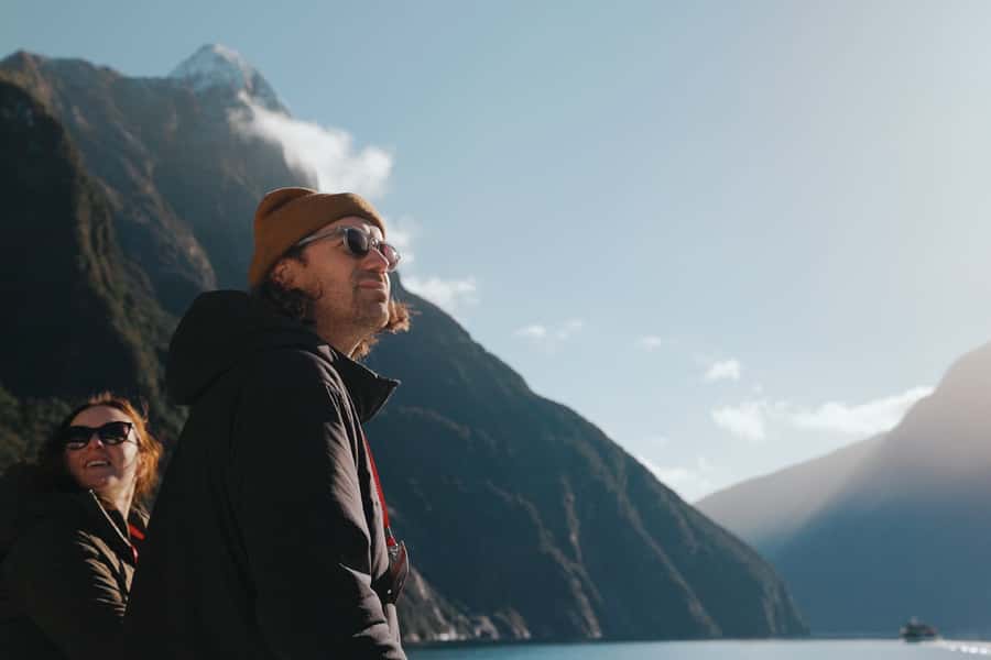 Queenstown: Milford Sound Flight and Cruise - Who will enjoy this most?