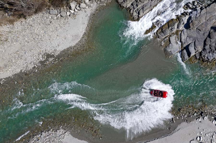 Queenstown: Shotover River Extreme Jet Boat Experience - Cold weather, clothing, and camera rules