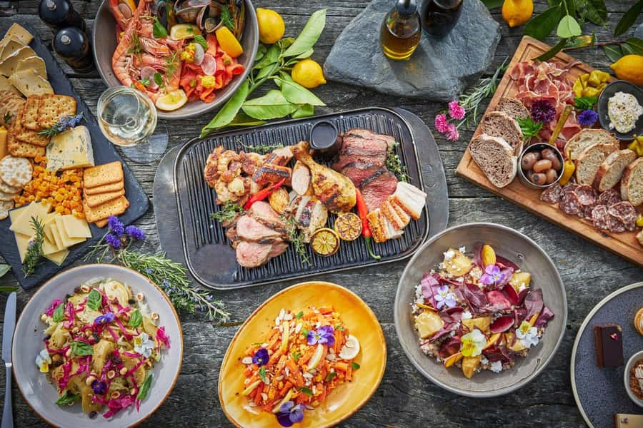 Queenstown: Walter Peak Gourmet BBQ & Lake Whakatipu Cruise - Starting at Steamer Wharf in Queenstown