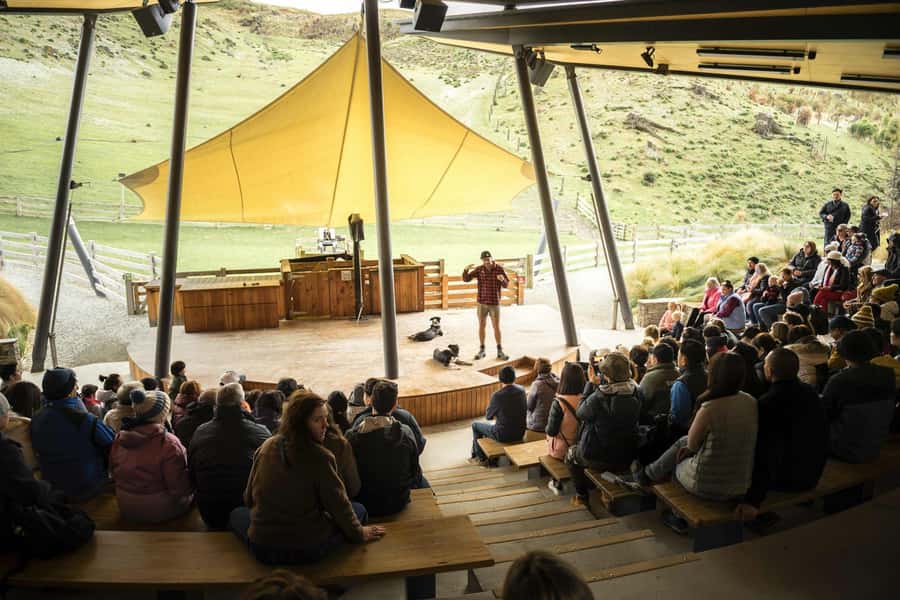 Queenstown: Walter Peak Gourmet BBQ & Lake Whakatipu Cruise - Why the Gourmet BBQ earns the praise
