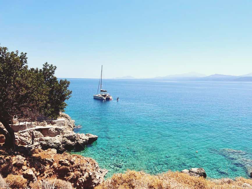 Rethymno Premium Catamaran Cruise: Healthy Lunch & Open Bar - The return sail and the rhythm of the day