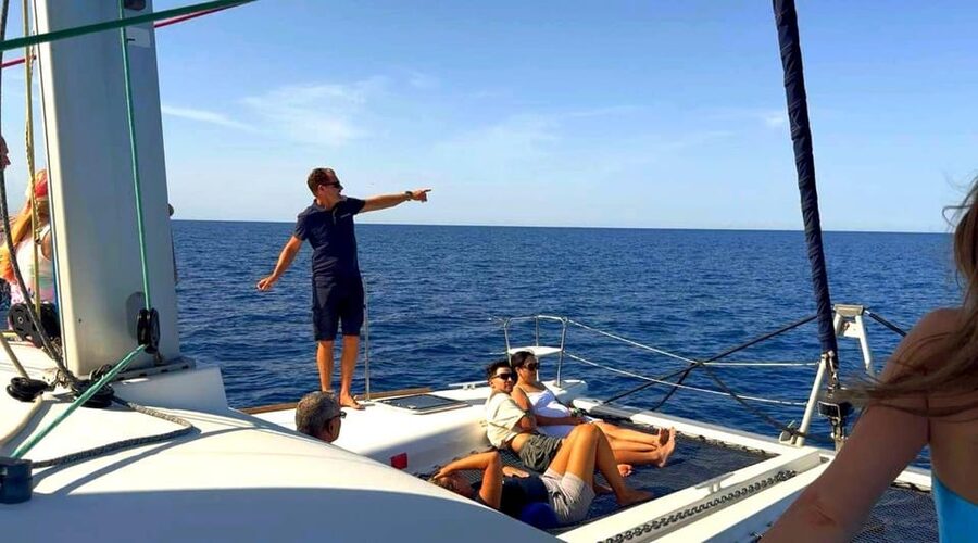 Rethymno: Sunset Catamaran Cruise - Sushi & Open Bar - Why the crew matters on this trip