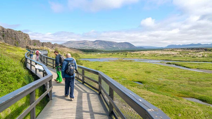 Reykjavik: Small Group Golden Circle from Cruise Terminal - Þingvellir National Park, where geology meets government