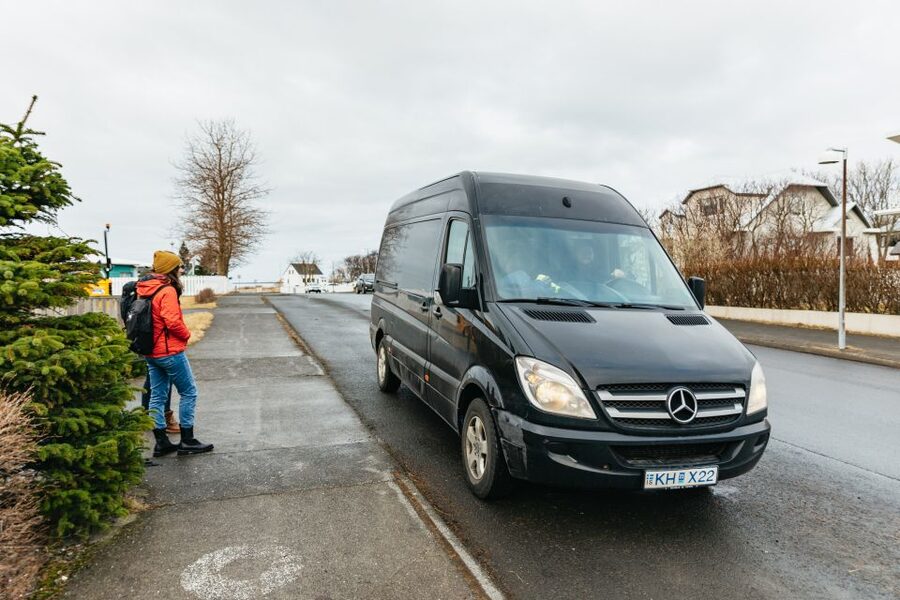 Reykjavík: Whale Watching Cruise on the Amelia Rose Yacht - Timing your trip around Iceland’s seasons