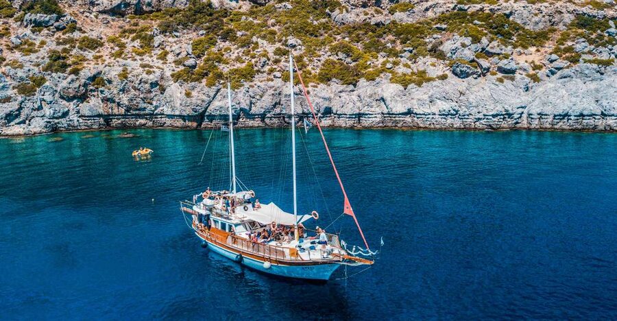 Rhodes: Cruise with 3 Stops, Lunch and Unlimited Drinks - Anthony Quinn Bay: emerald water and a first swim
