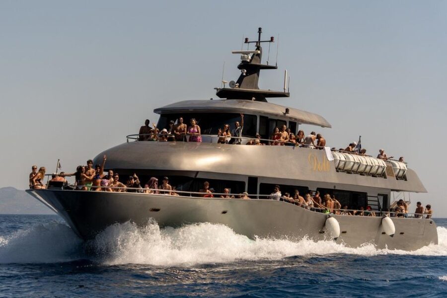 Rhodes: Morning Cruise to Symi Island & St. George Bay - St George’s Bay: beautiful water, no beach access