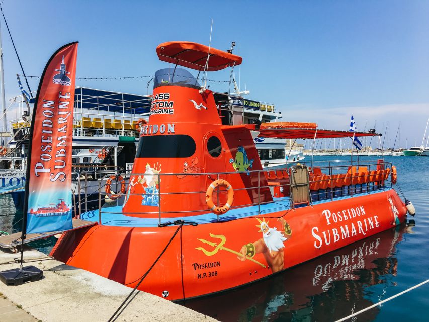 Rhodes Town: Submarine Cruise with Underwater Views - First 10 minutes: Mandraki Harbor from the water