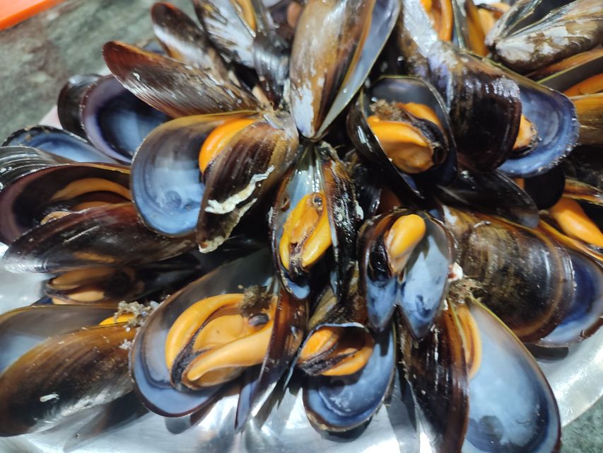 Ría de Arousa: Boat Ride to Mussel Farm with Tasting - Why the Ría de Arousa makes a good setting