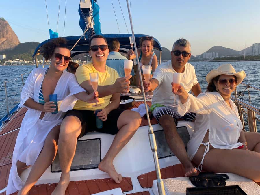 Rio de Janeiro: Sunset Sailboat Tour with Open Bar - Simple ways to have a better afternoon