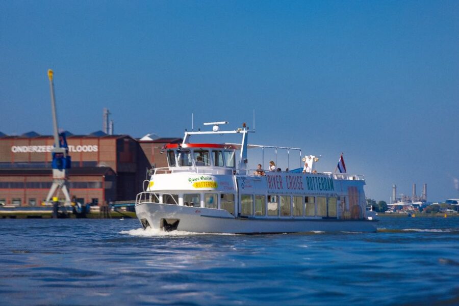 Rotterdam: Harbor Cruise with Live Guide - Coffee, Apple Pie, and Onboard Comfort