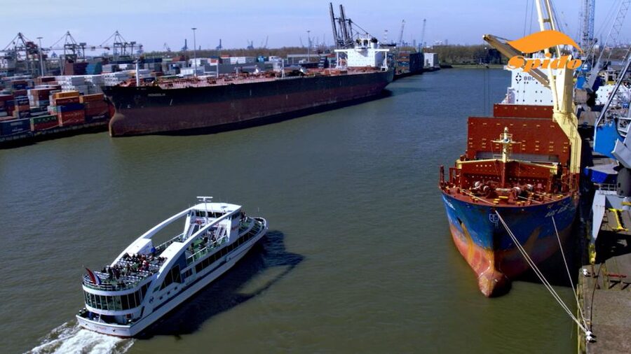 Rotterdam: Harbor Sightseeing Cruise - Starting at Willemsplein