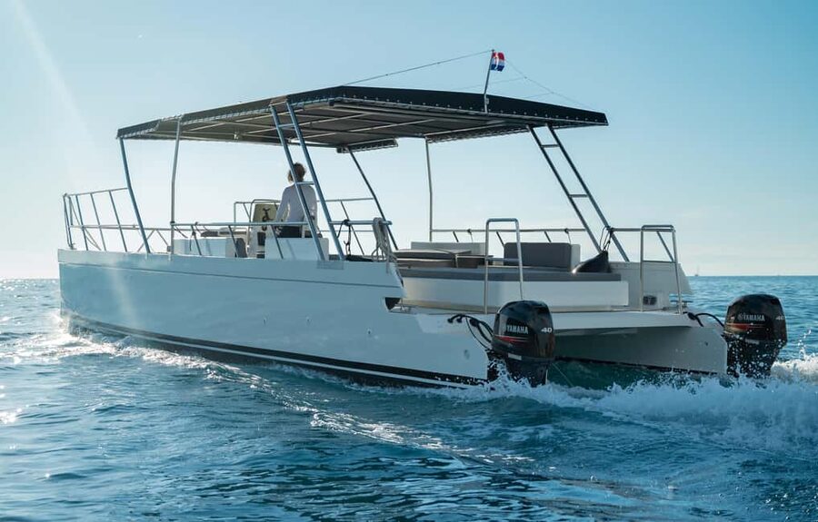 Rovinj: Sunset & dolphin group tours with Catamaran - The catamaran ride and the front net