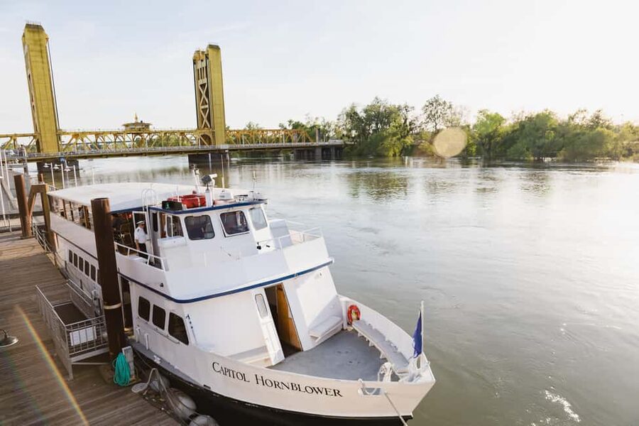 Sacramento: City Cruises River Cruise with History Guide - Starting at Old Sacramento’s L Street Dock