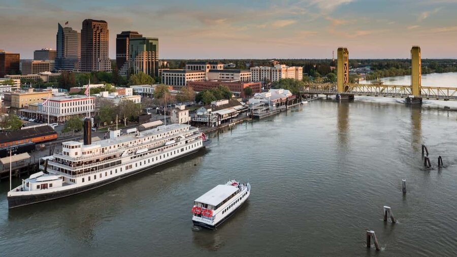 Sacramento: City Cruises River Cruise with History Guide - Seating, views, and sound