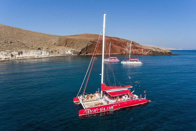 Sailing Catamaran Cruise in Santorini with BBQ, Drinks and Transfer - Why a catamaran is a smart way to see Santorini