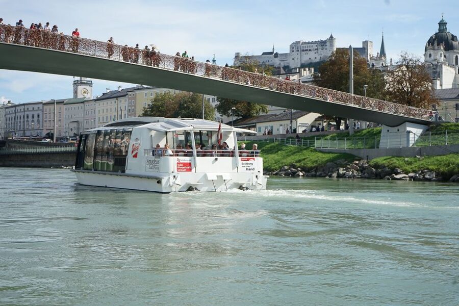Salzburg: Boat Ride on the Salzach River - The southern villas and quieter riverbanks