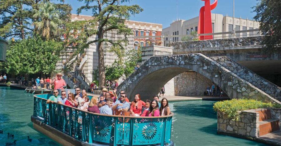 San Antonio: River Walk Cruise Ticket - Who will enjoy this cruise most?