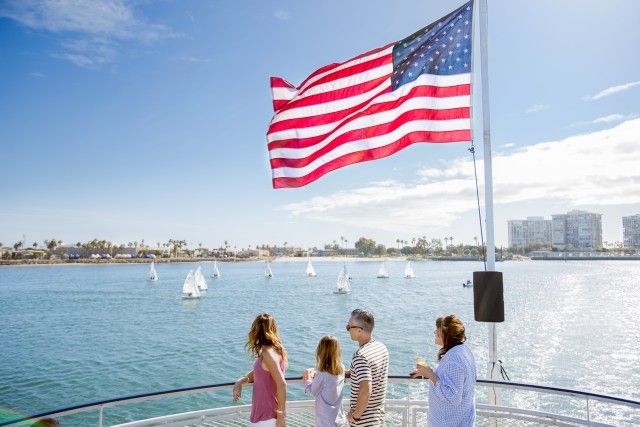 San Diego: City Cruises Harbor Sightseeing Cruise - Tom Ham’s Lighthouse and the San Diego Yacht Club