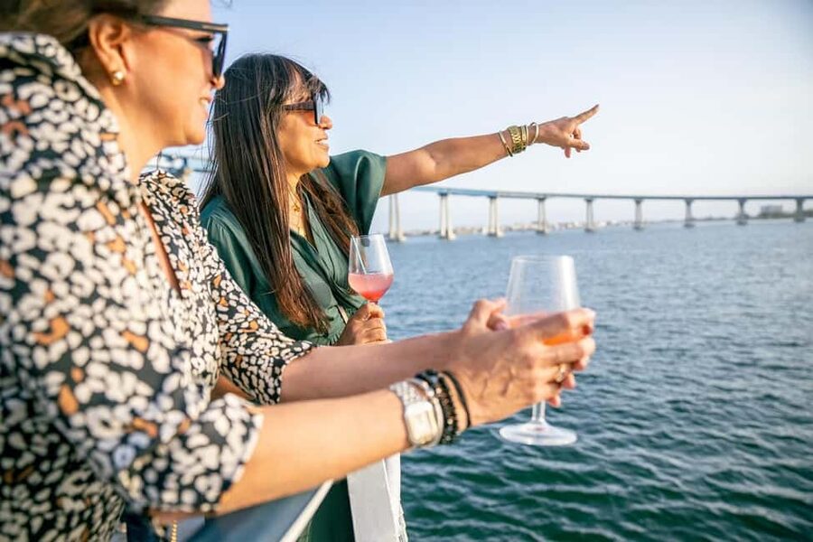 San Diego: City Cruises Harbor Sightseeing Cruise - North Island Naval Air Station and the Navy fleet