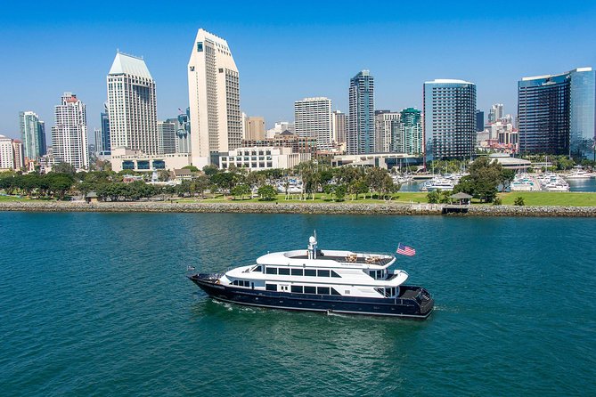 San Diego Harbor Dinner Cruise - Music, dancing, and the celebration factor