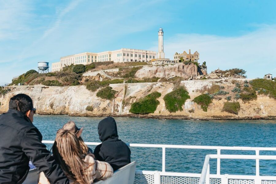 San Francisco: Skip-the-Line Escape from The Rock Bay Cruise - Alcatraz from every side