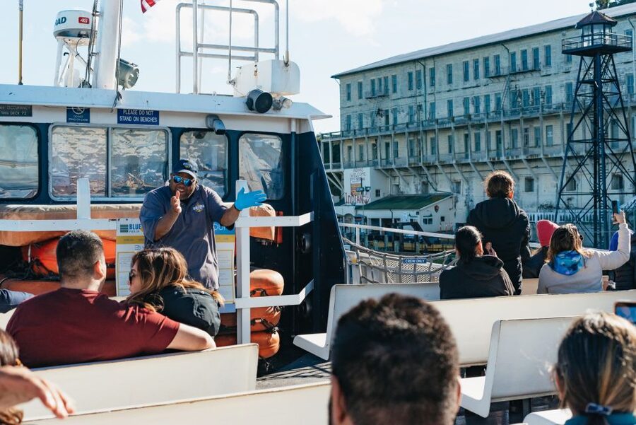 San Francisco: Skip-the-Line Escape from The Rock Bay Cruise - The return route and the wider bay