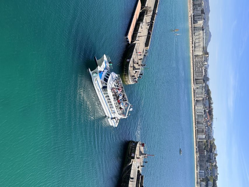 San Sebastian: Sustainable Catamaran Cruise with Audio Guide - Key points to know before boarding