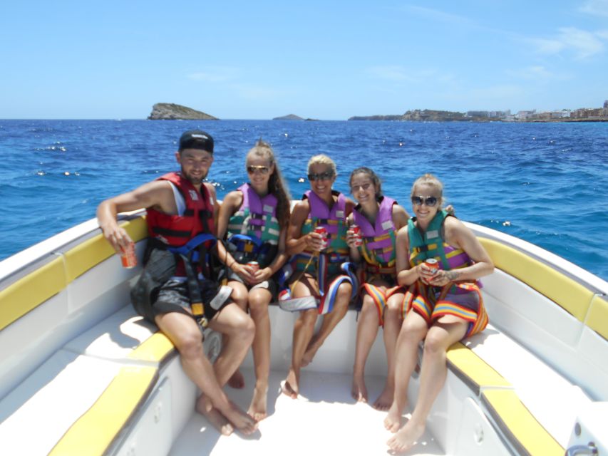 Santa Eulària des Riu: Parasailing Boat Cruise with Drinks - Harnesses, instructions, and the first lift