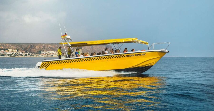 Santa Pola: Return Taxi Boat Ticket to Tabarca Island - Key points at a glance