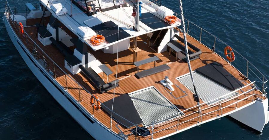 Santorini: Catamaran Caldera Cruise with Meal and Drinks - A fresh Greek meal on the catamaran