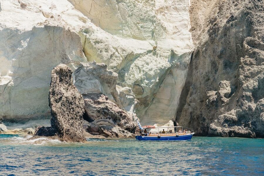 Santorini: Catamaran Tour with BBQ Dinner, Drinks, and Music - The barbecue: generous food with Greek flavor