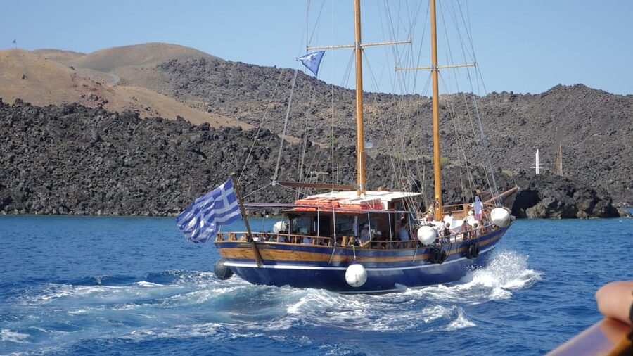 Santorini Port: 3 Hour Cruise to Volcano and Hot Springs - What the volcano stop feels like in practice