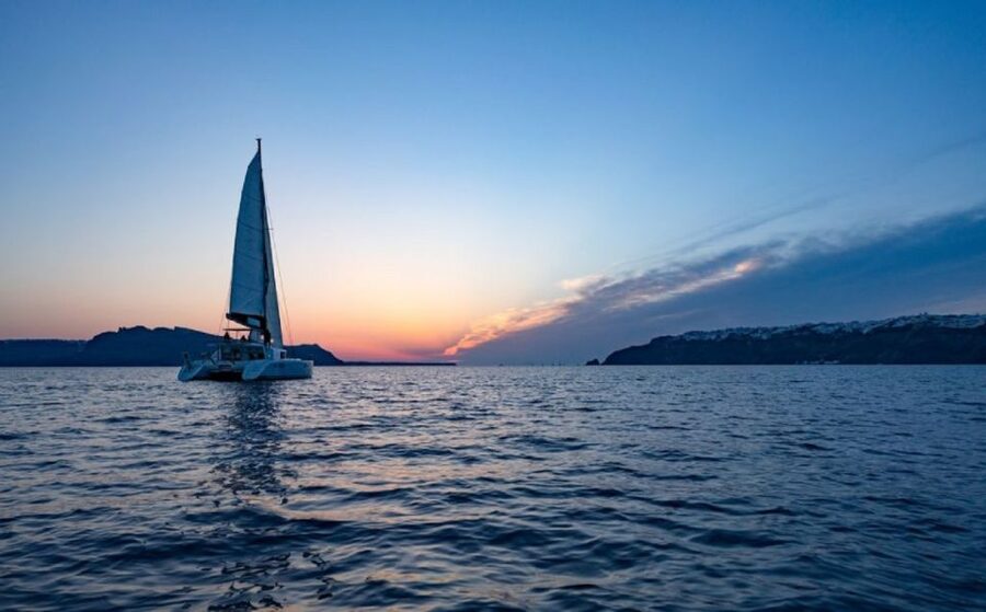 Santorini: Sunset Cruise with Swim Stops, Dinner, and Drinks - Who should book this cruise?