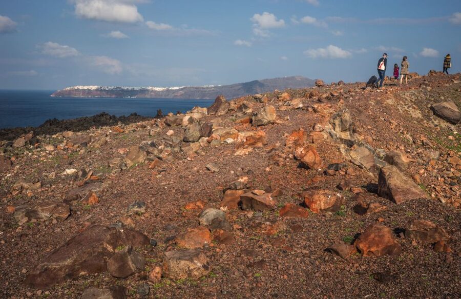 Santorini: Thirassia Islands and Volcano Guided Cruise - Practical packing advice