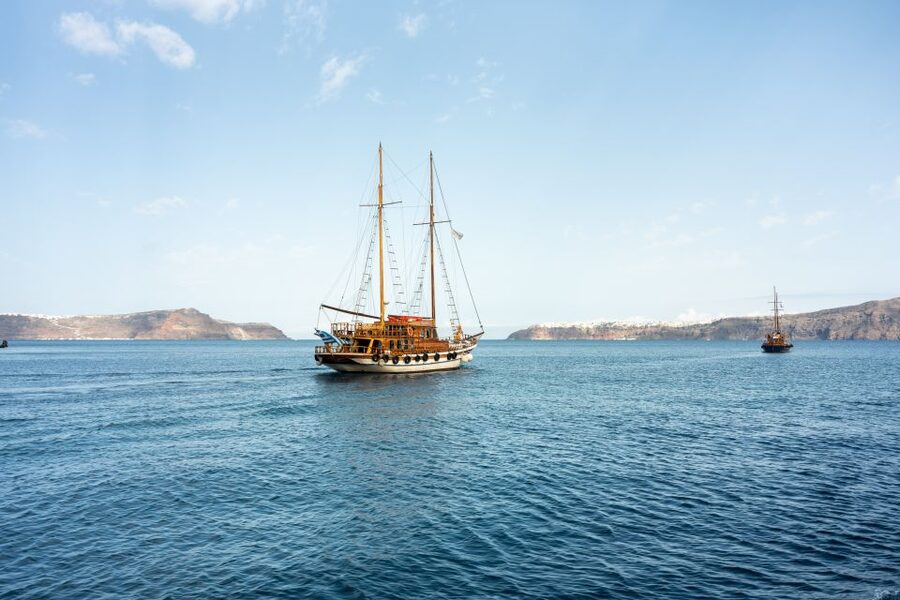 Santorini: Volcanic Islands Cruise with Hot Springs Visit - Price, group atmosphere, and overall value