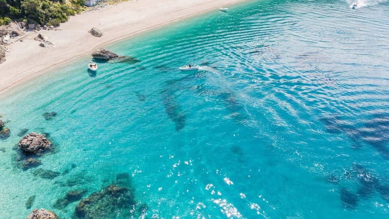 Saranda: Boat Tour to 7 Destinations with Beach Umbrella - Soldiers Bay and Pllakator: more water, less waiting