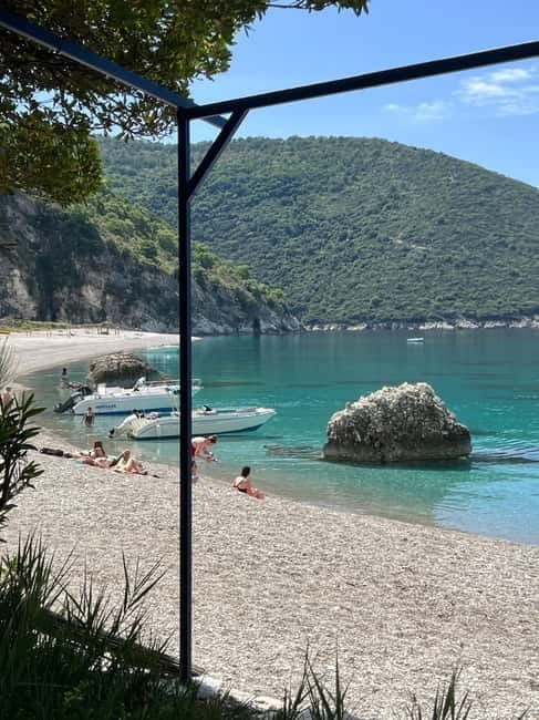 Saranda: Boat Tour to 7 Destinations with Beach Umbrella - Gremina and Kakome: the first swimming stops