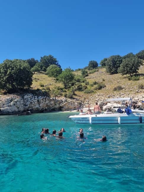 Sarande: Boat Tour to Krorez with Snorkle&Drinks&Swimming - What the skipper adds to the day